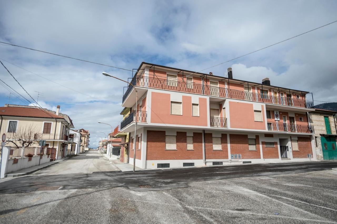 B&B Il Risveglio Del Cavaliere Gioia Dei Marsi Exteriör bild